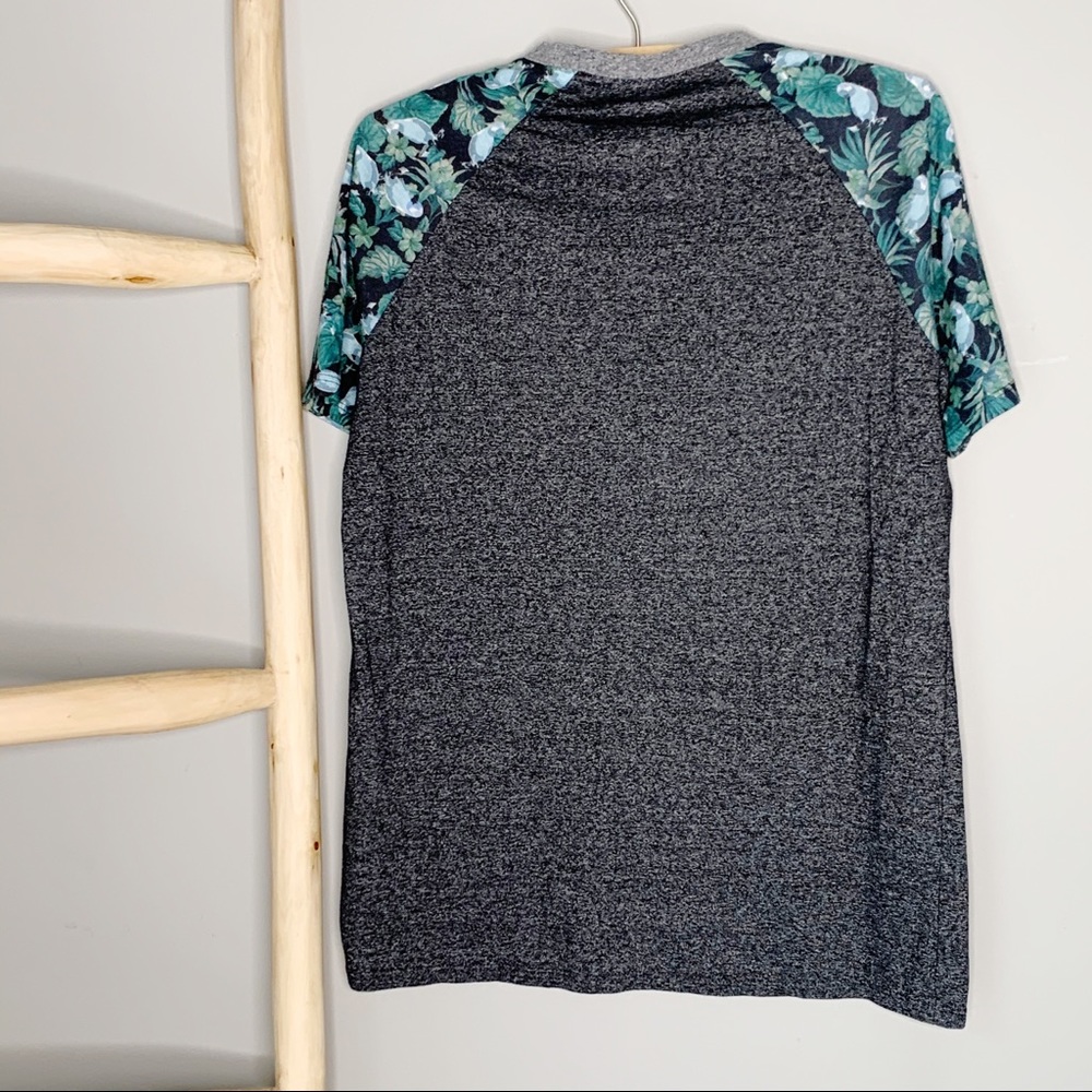 On the Byas men's T-shirt blue parrots pocket tee - Picture 2 of 5